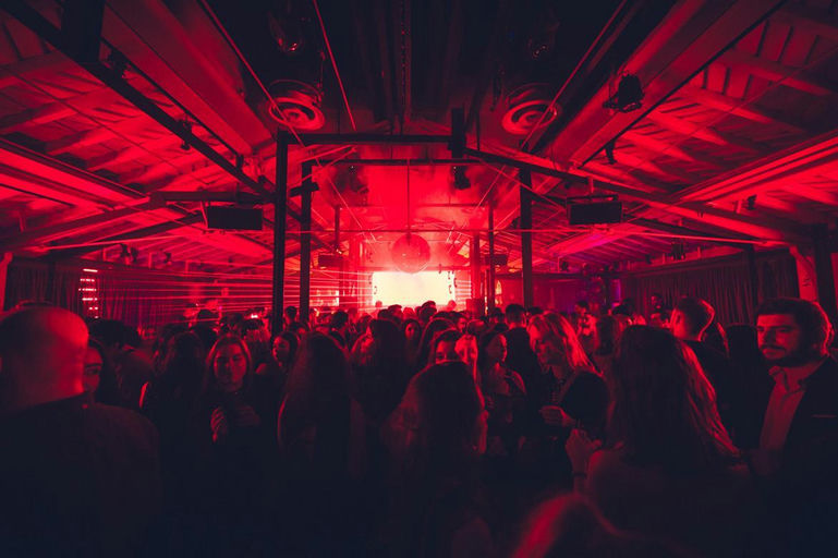 VIP Table Reservation - Rive Rouge Nightclub thumbnail 3