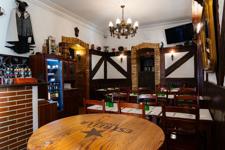 Traditional Portuguese Dinner in Lisbon thumbnail 2