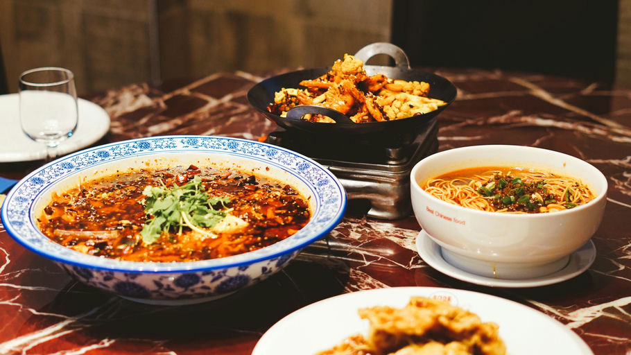 Lisbon Asian Dinner & Private Karaoke Room thumbnail 2