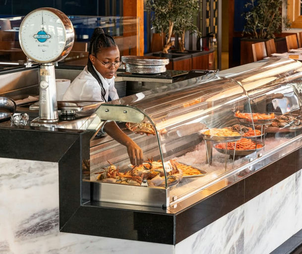 Lisbon Riverfront Seafood Meal thumbnail 2