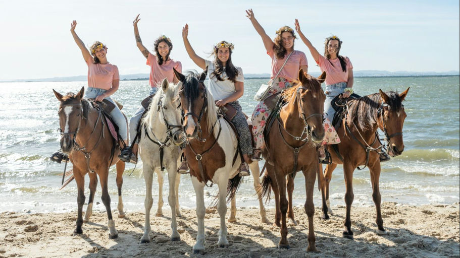 Beach Horseback Riding in Lisbon thumbnail 4