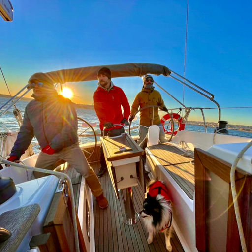 Queen Mary Sailboat - up to 10 guests — photo 4 of 6