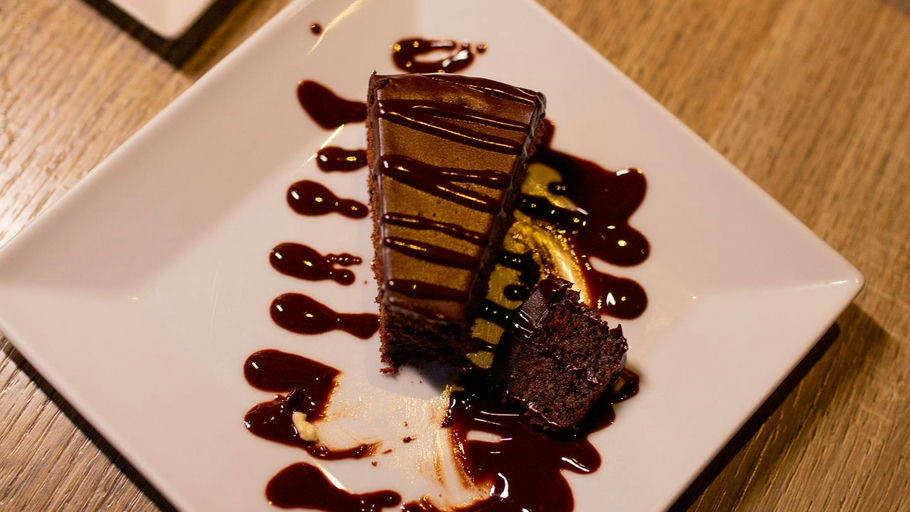 Rooftop 3-Course Meal in Lisbon – 2 Hours Unlimited Drinks thumbnail 3