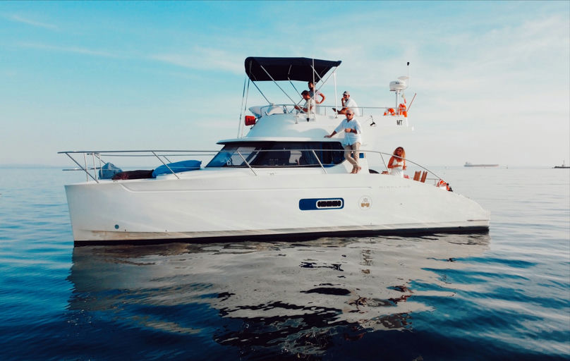 Xuxu Luxury Catamaran - up 14 guests — photo 3 of 7