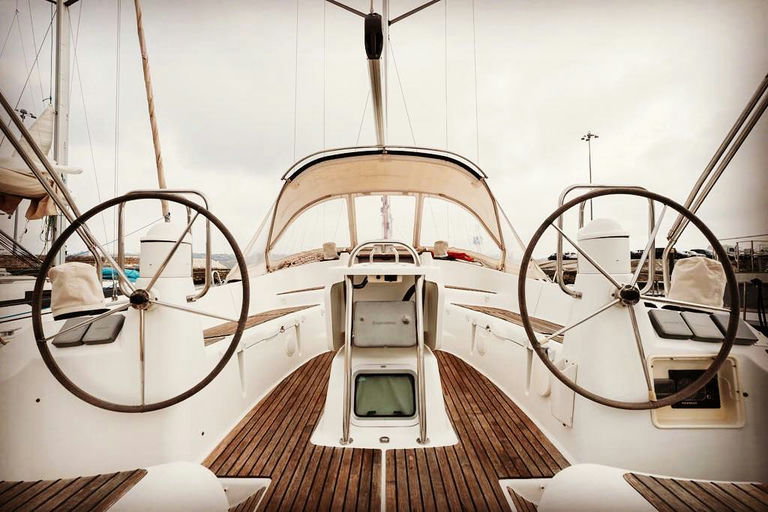 Cariño Sailboat - up to 12 guests — photo 2 of 5