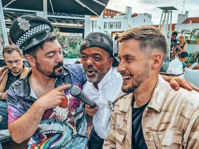 Lisbon Private Rooftop Bar Crawl thumbnail 7