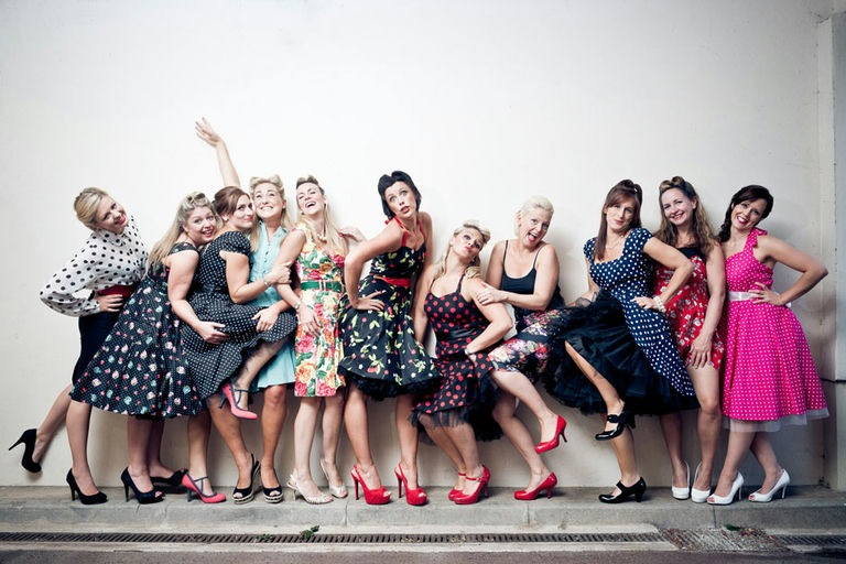 Pin-Up Makeover & Photoshoot in Lisbon thumbnail 3