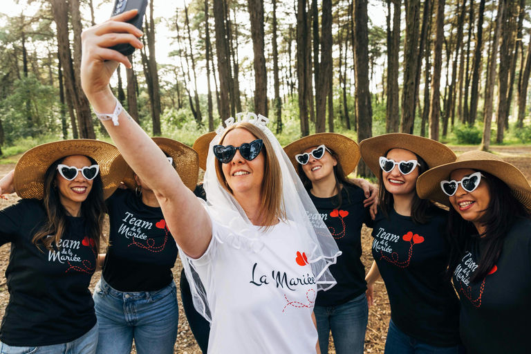 Private Group Photoshoot Lisbon thumbnail 4