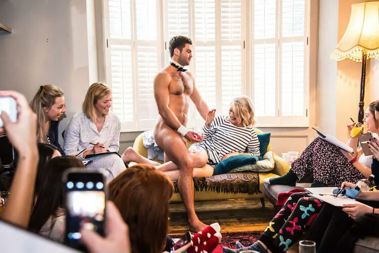 Nude Life Drawing at Your Accommodation – Lisbon Hen Edition - photo 1