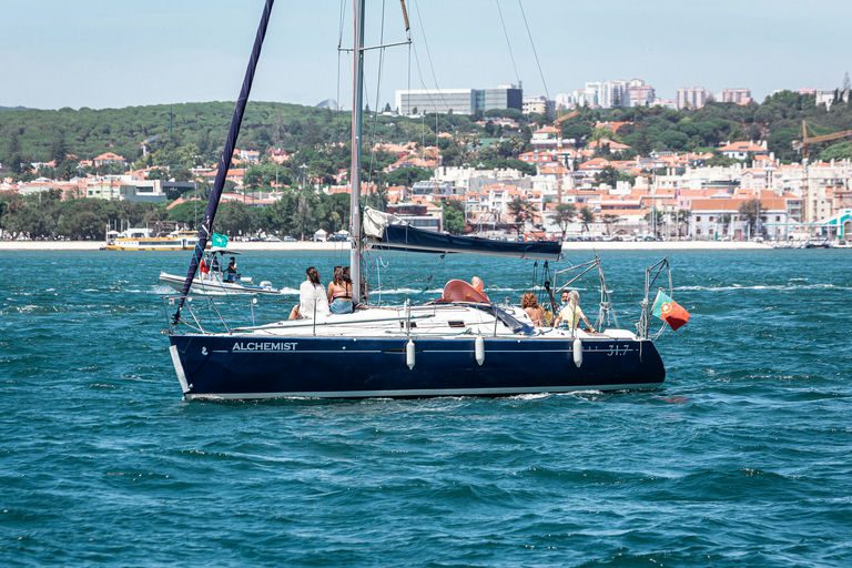 Alchemist Sailboat – up to 6 guests — photo 3 of 3