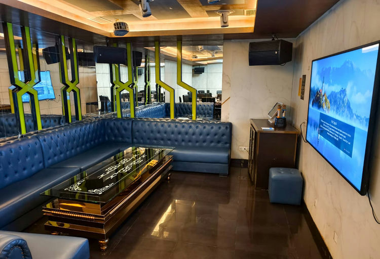 Lisbon Asian Dinner & Private Karaoke Room thumbnail 7