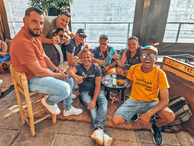 Lisbon Private Rooftop Bar Crawl thumbnail 6