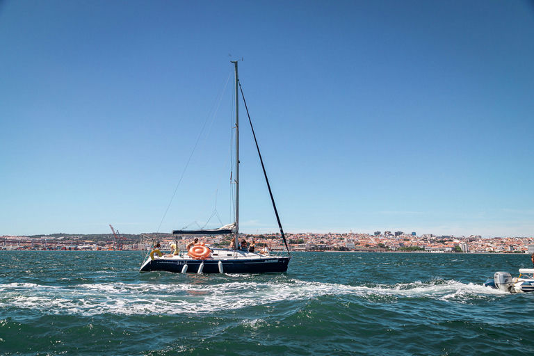 Alchemist Sailboat – up to 6 guests — photo 2 of 3