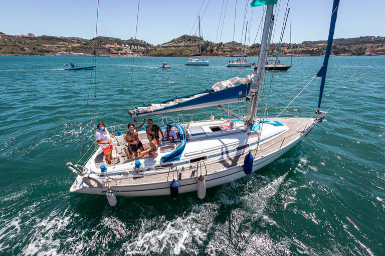 Queen Mary Sailboat - up to 10 guests — photo 2 of 6