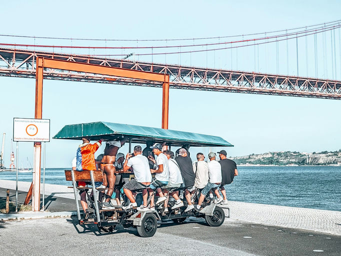 Lisbon Beer Bike thumbnail 3