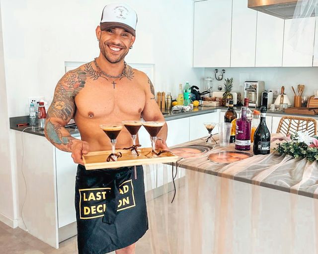 Buff Butlers Lisbon — Shirtless & Apron-Only Hosts - photo 1
