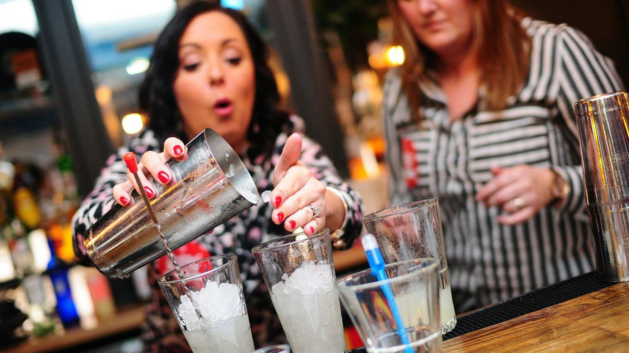 Lisbon Cocktail Making Class